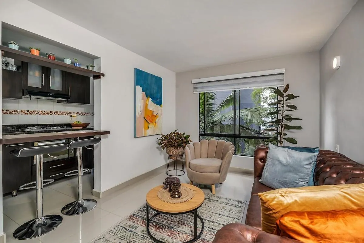 Maravilloso Apartamento En El Poblado Con Parqueadero Medellin 0*,